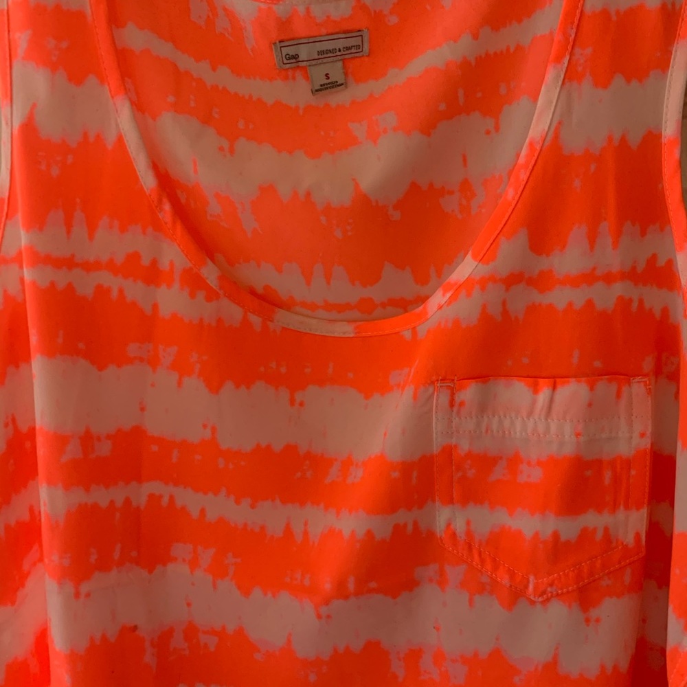 Gap Tank - Picture 2 of 3